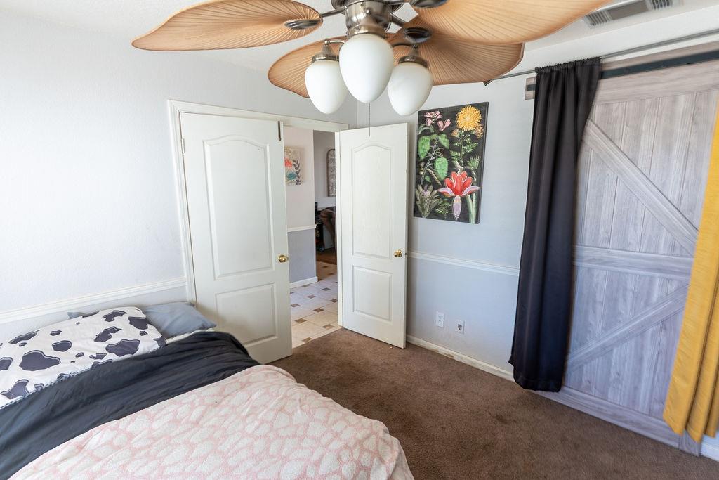 2315 Magill Ave, Clovis, CA 93611