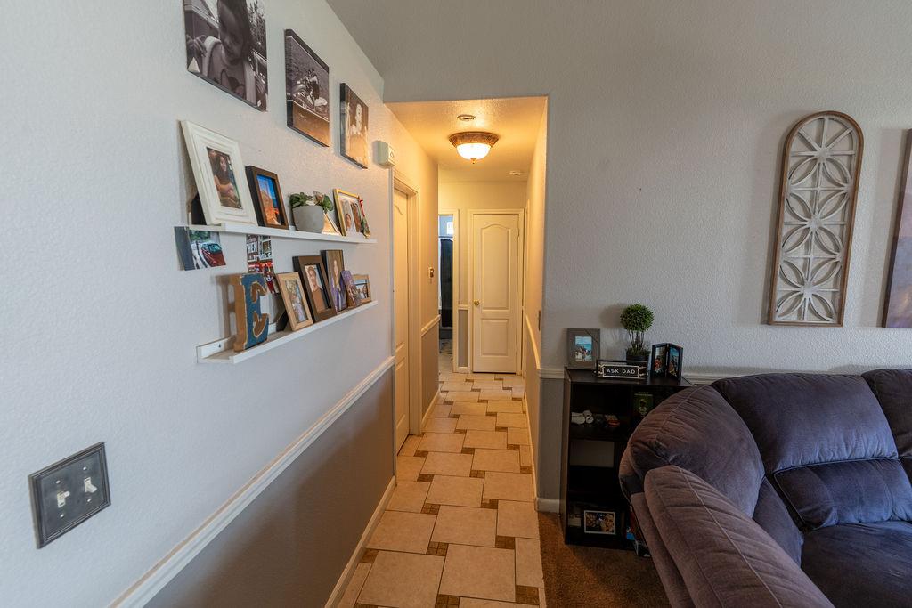 2315 Magill Ave, Clovis, CA 93611