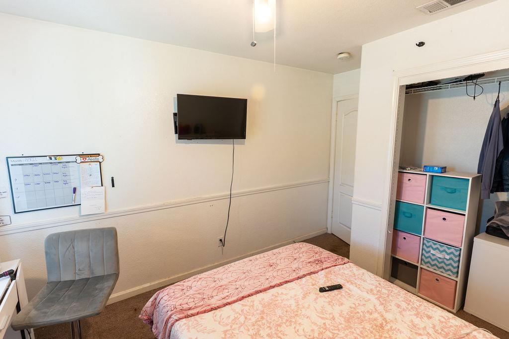 2315 Magill Ave, Clovis, CA 93611