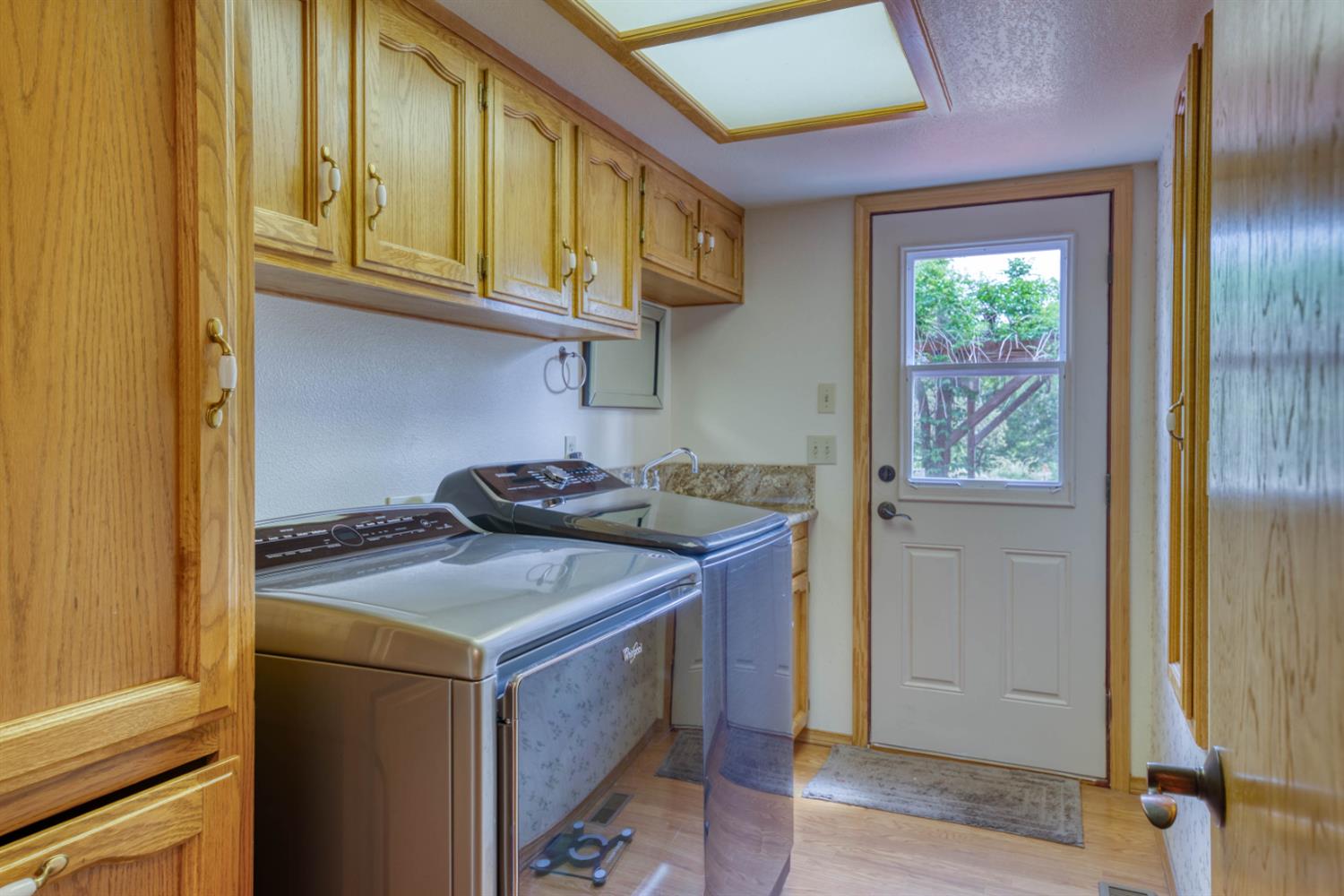 42123 Auberry Rd, Auberry, CA 93602