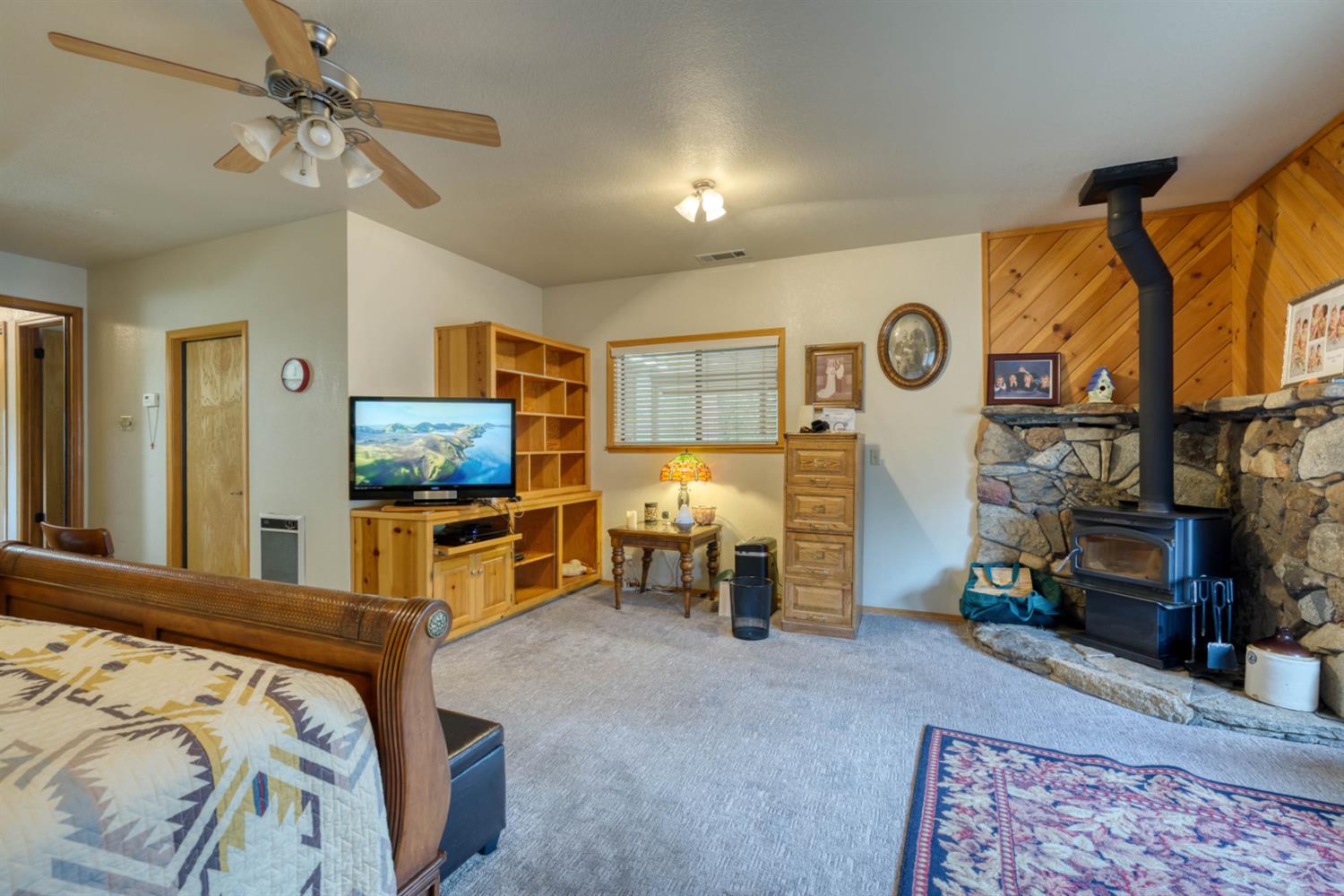 42123 Auberry Rd, Auberry, CA 93602