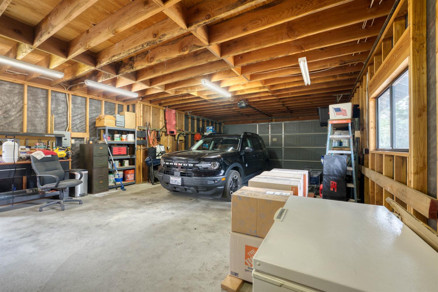 42123 Auberry Rd, Auberry, CA 93602