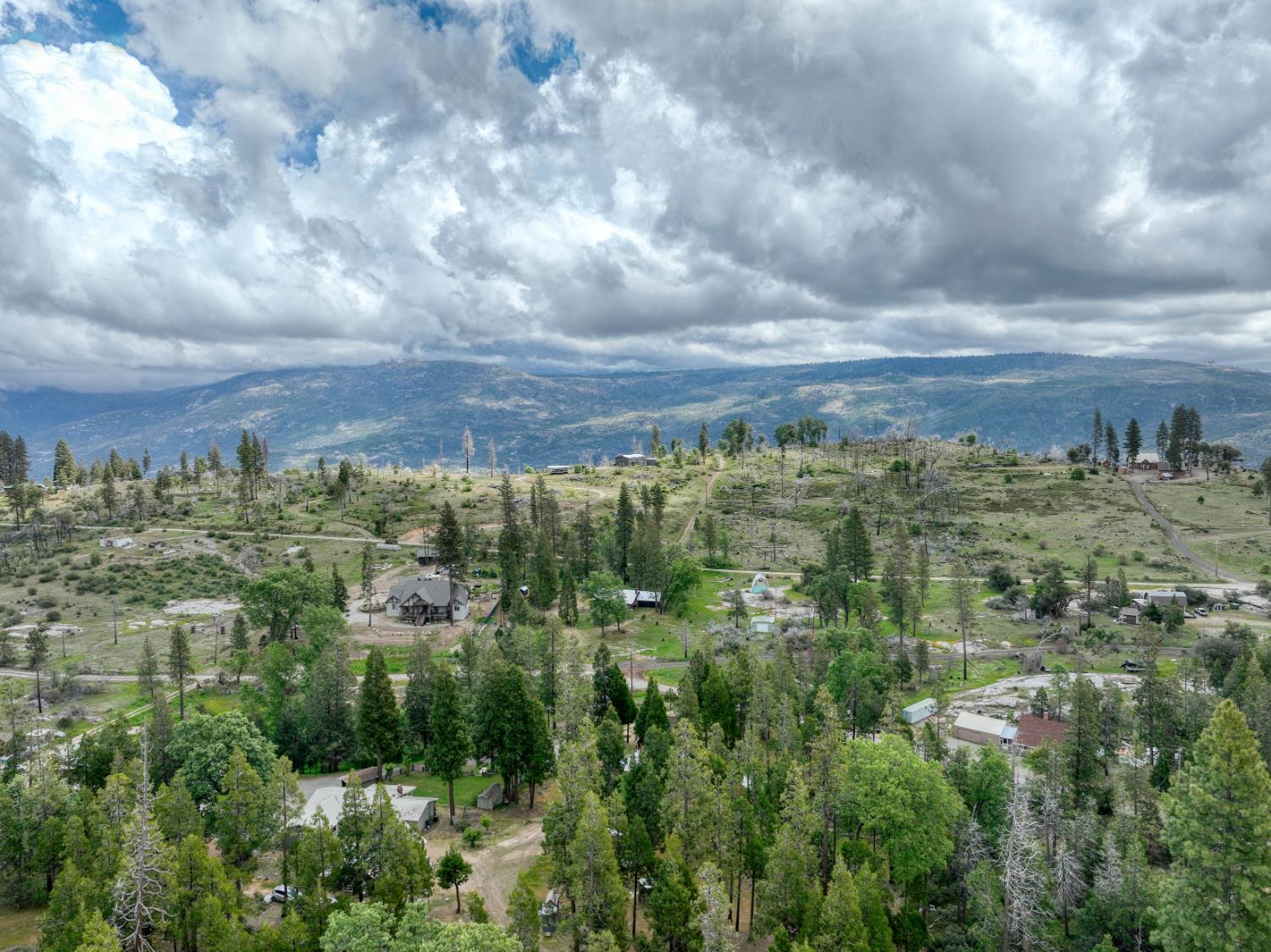 42123 Auberry Rd, Auberry, CA 93602