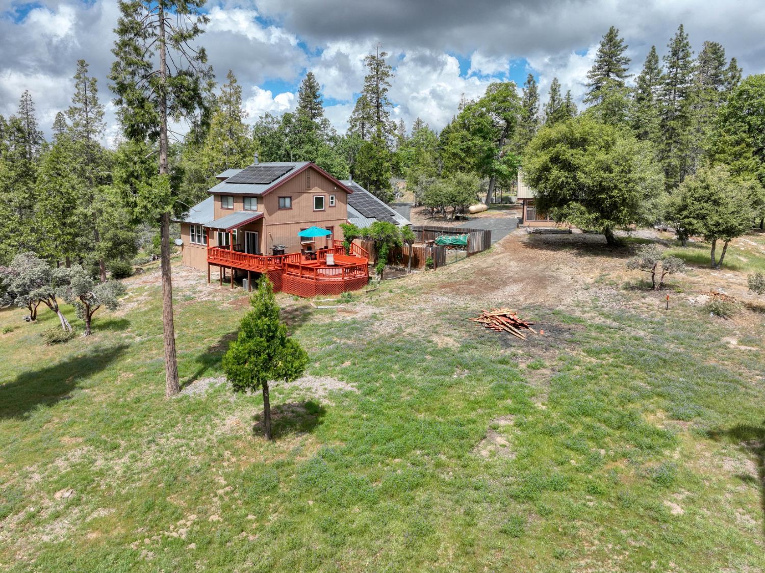 42123 Auberry Rd, Auberry, CA 93602