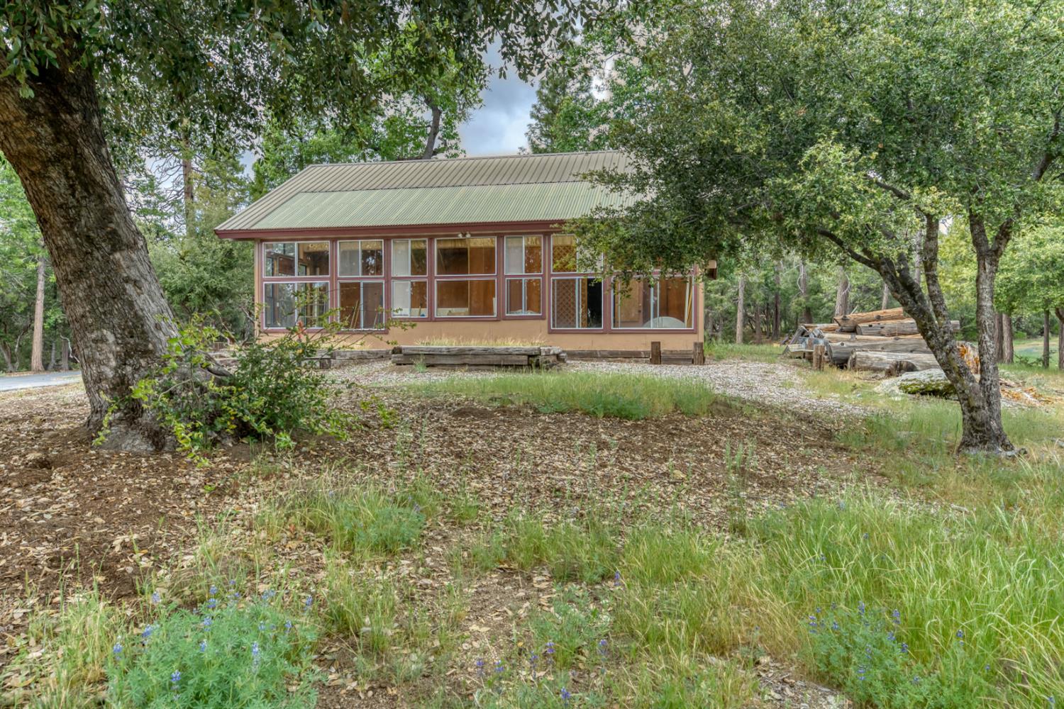 42123 Auberry Rd, Auberry, CA 93602