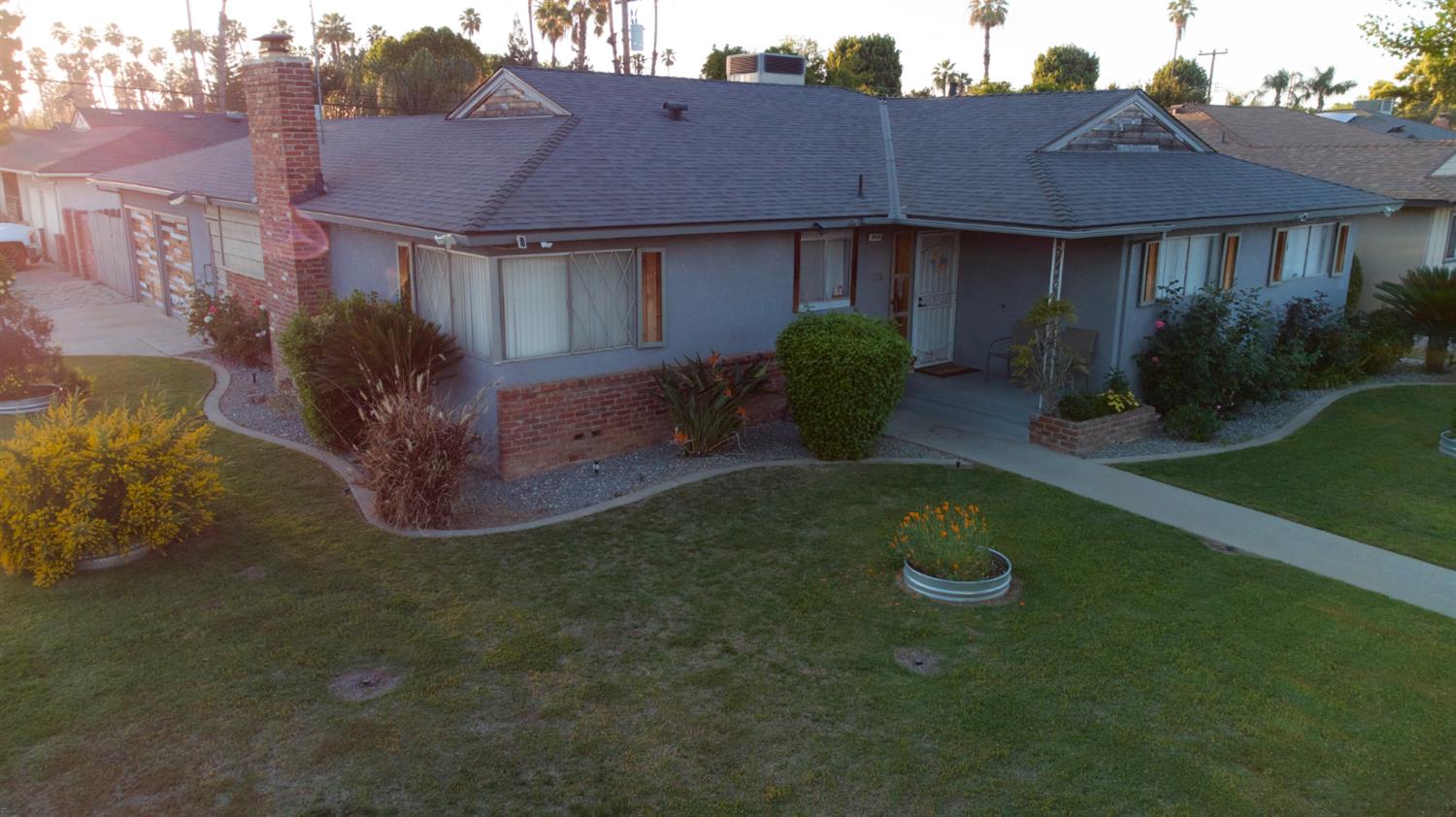 5419 N Callisch, Fresno, CA 93710