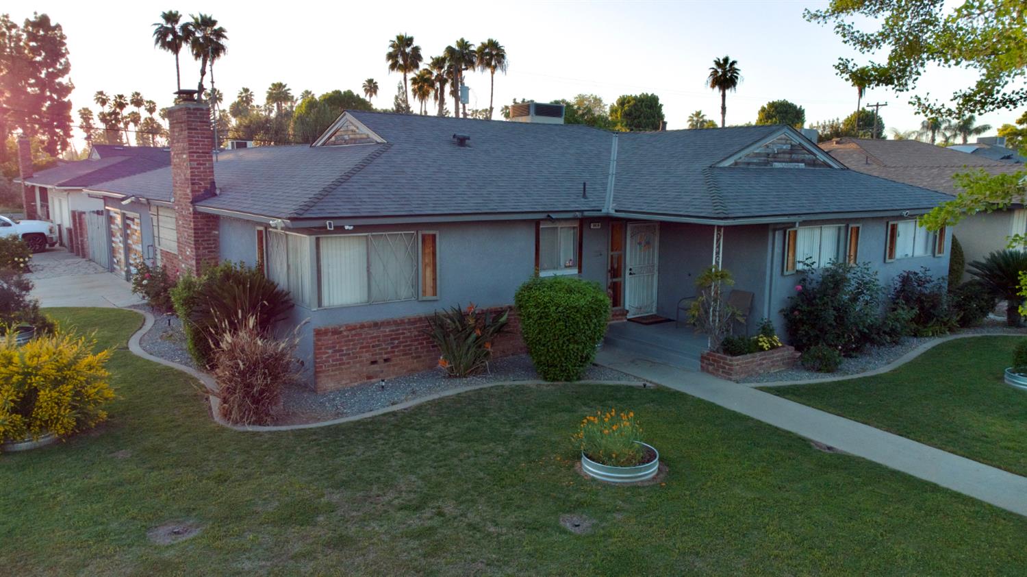 5419 N Callisch, Fresno, CA 93710