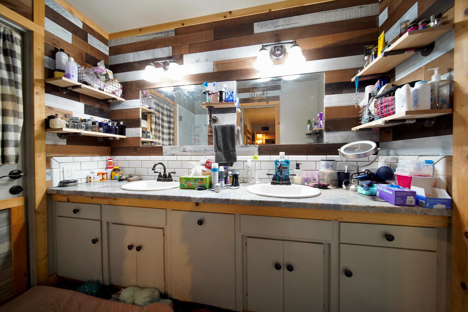 5419 N Callisch, Fresno, CA 93710