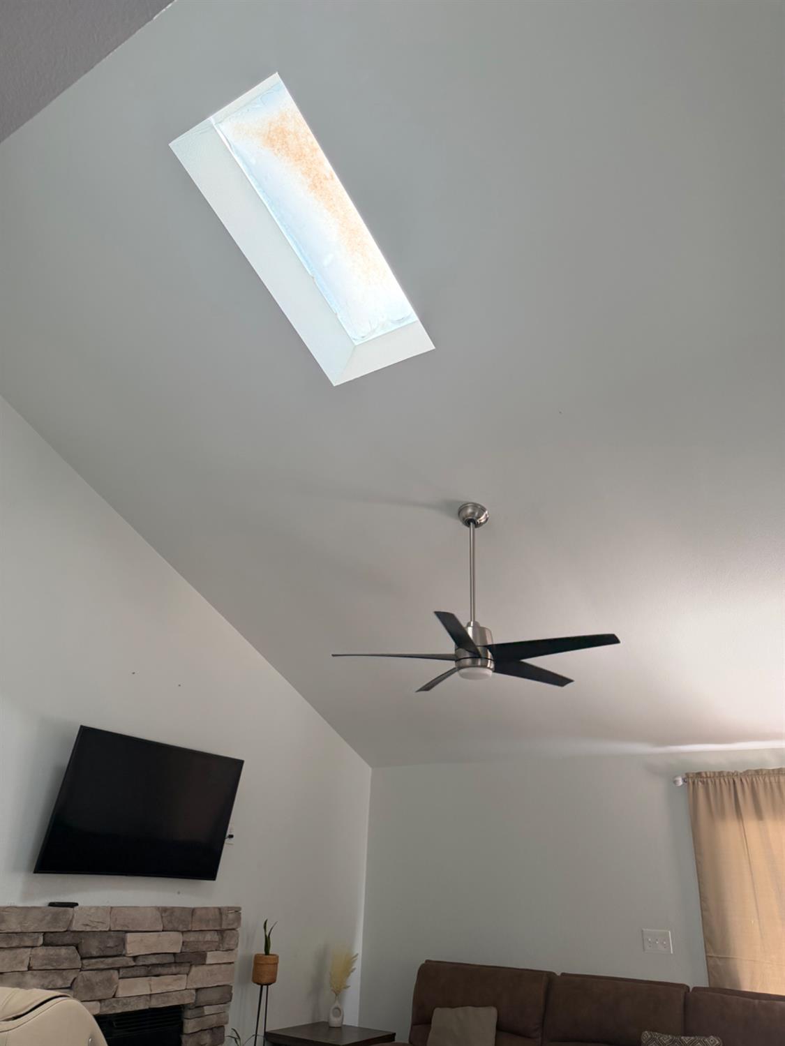 2778 N Selland Ave, Fresno, CA 93722