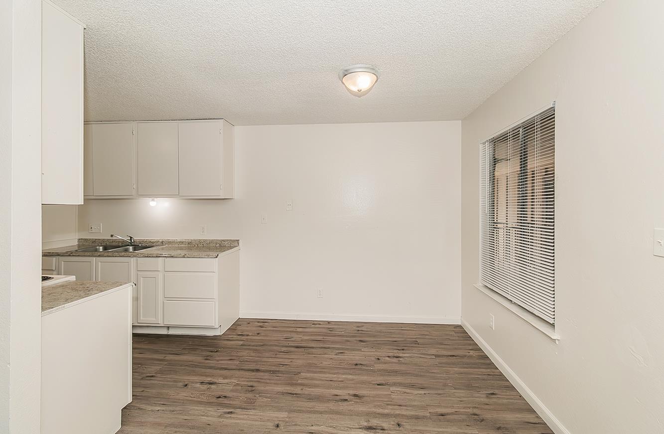 1221 N Peach Ave #226, Fresno, CA 93727