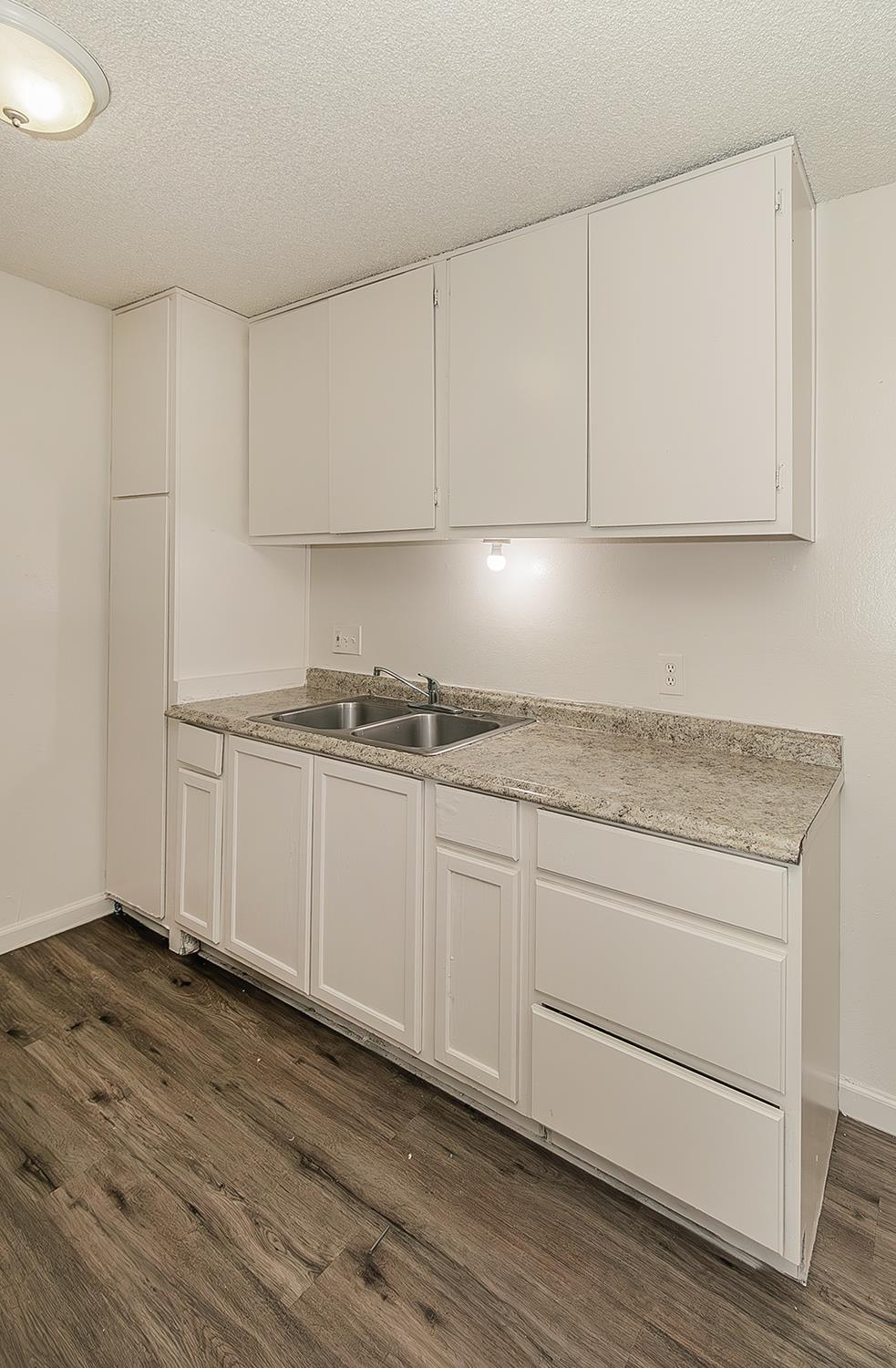 1221 N Peach Ave #226, Fresno, CA 93727