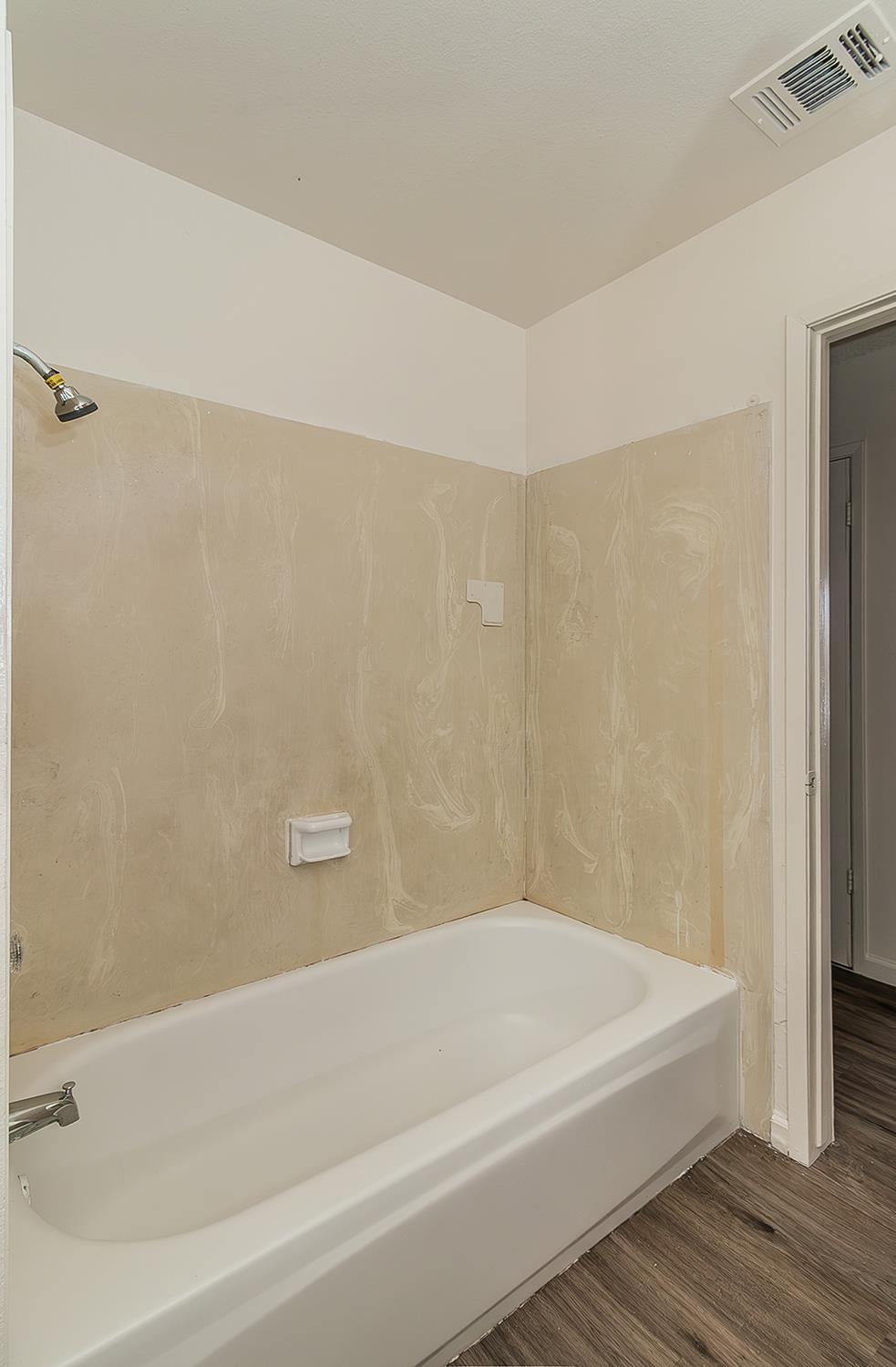 1221 N Peach Ave #226, Fresno, CA 93727