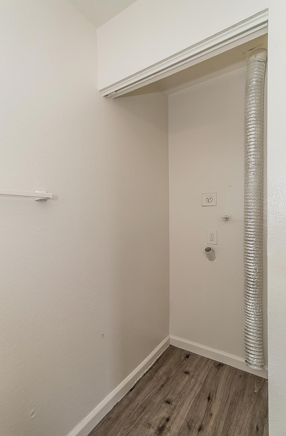 1221 N Peach Ave #226, Fresno, CA 93727