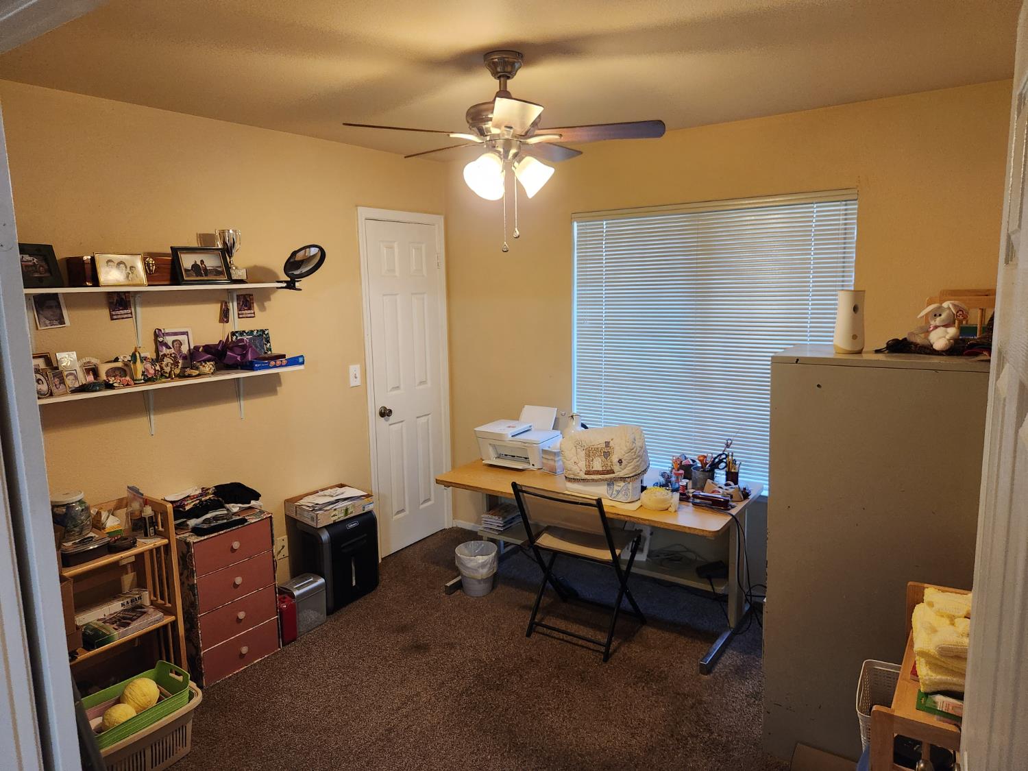 6182 N Tracy Ave, Fresno, CA 93722