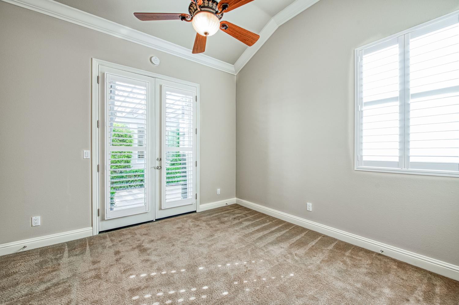 69 W Powers Ave, Clovis, CA 93619