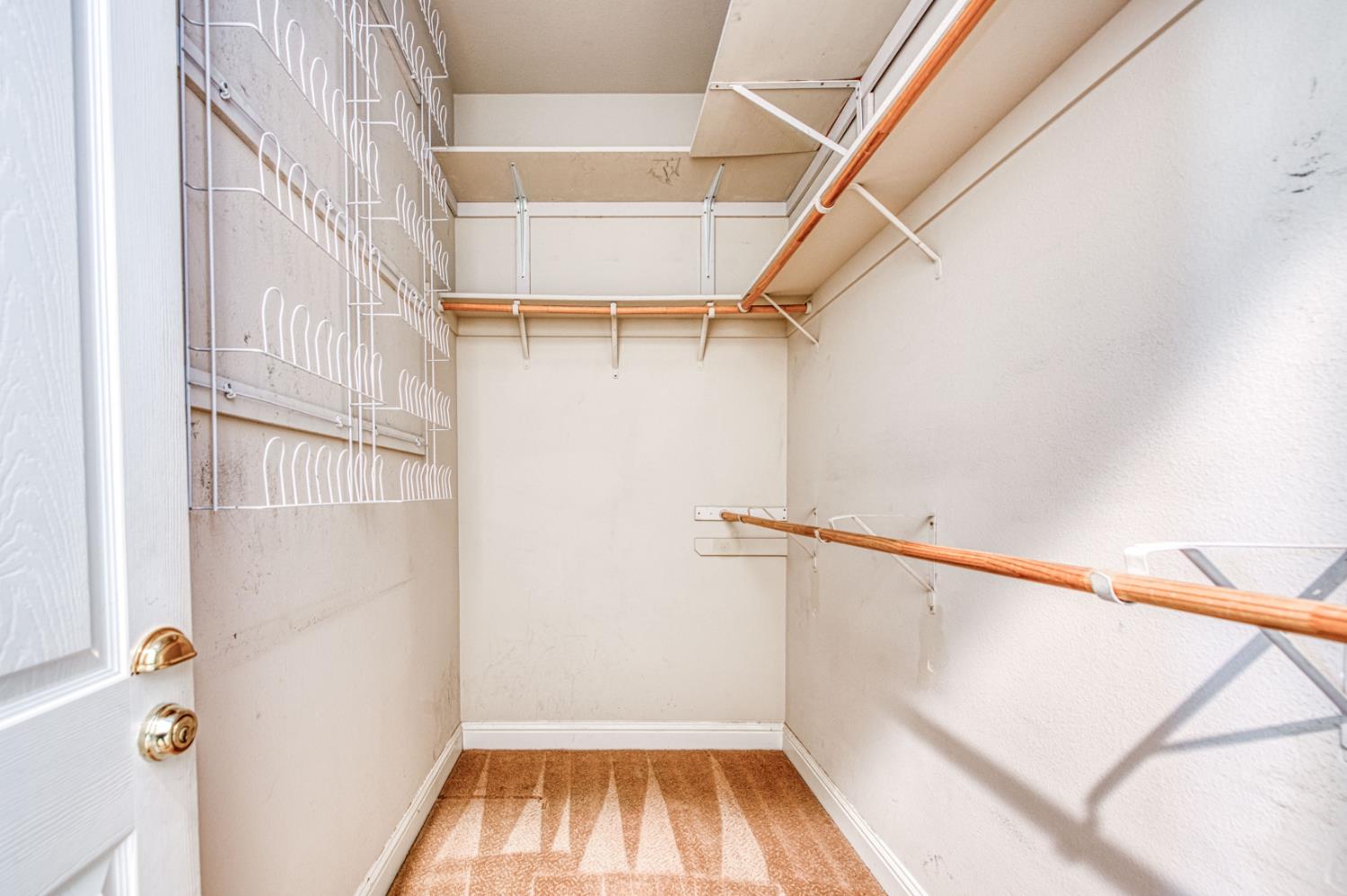 69 W Powers Ave, Clovis, CA 93619