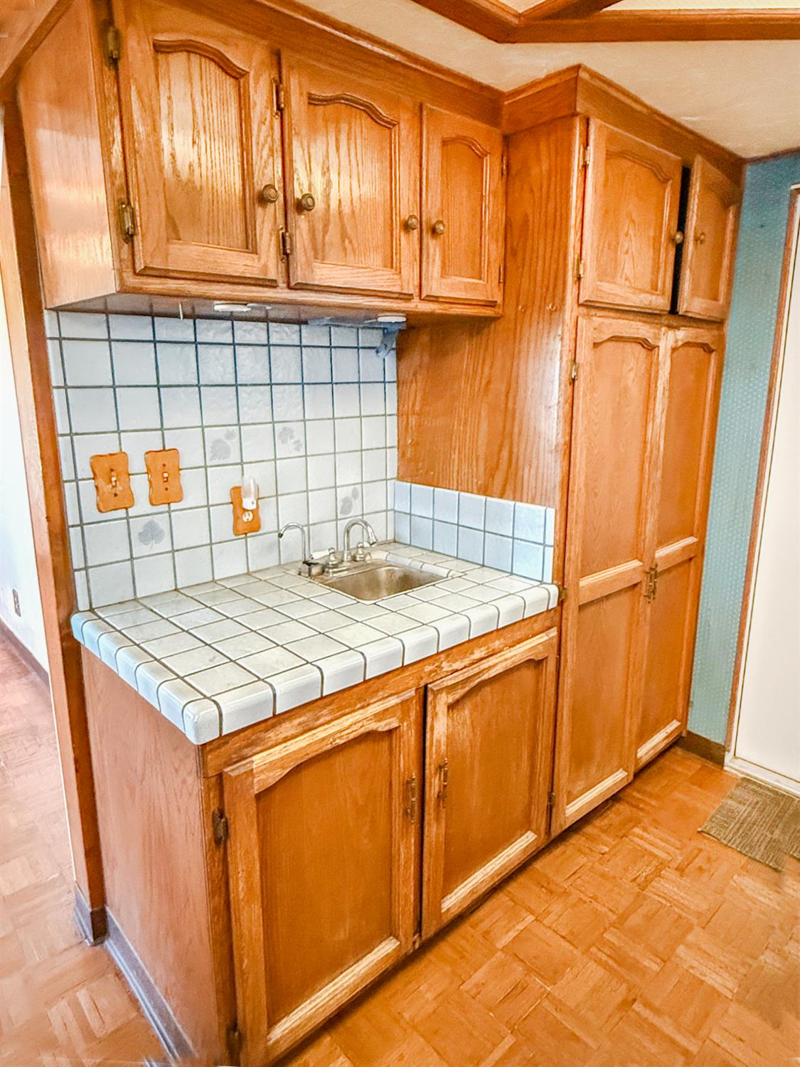 738 N Garden Ave, Fresno, CA 93727