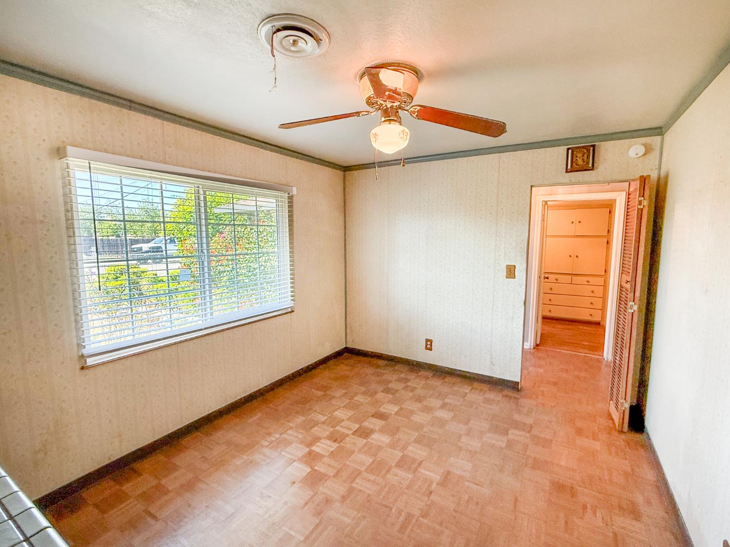 738 N Garden Ave, Fresno, CA 93727