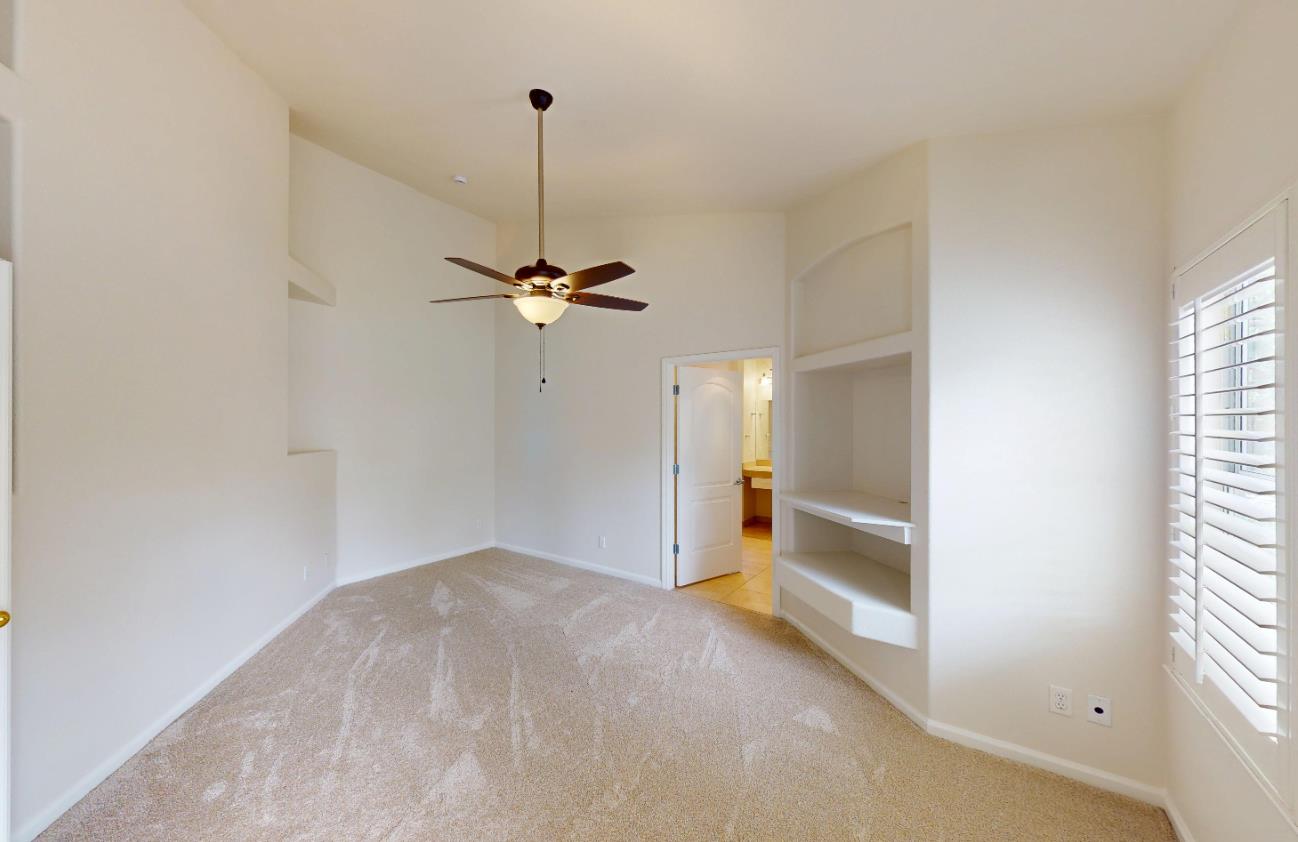 9821 N Sierra Vista Ave, Fresno, CA 93720