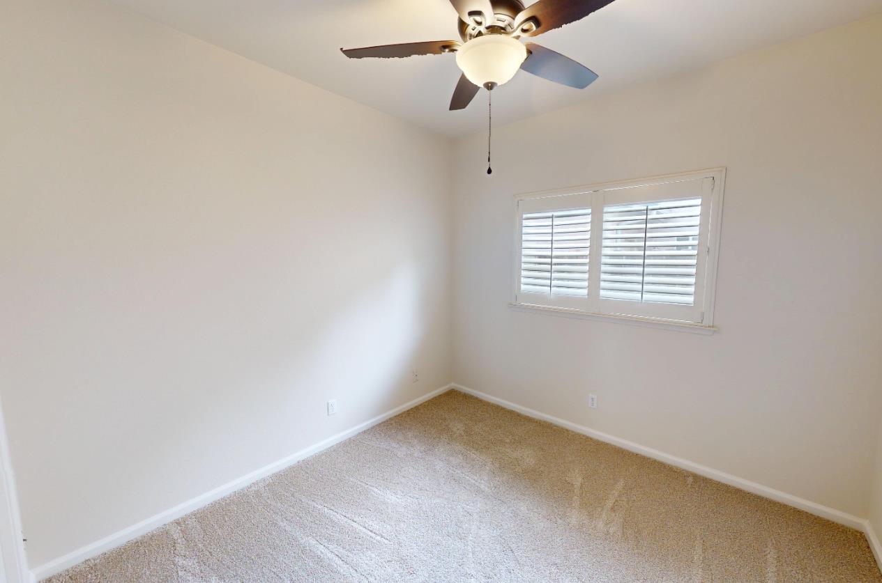 9821 N Sierra Vista Ave, Fresno, CA 93720