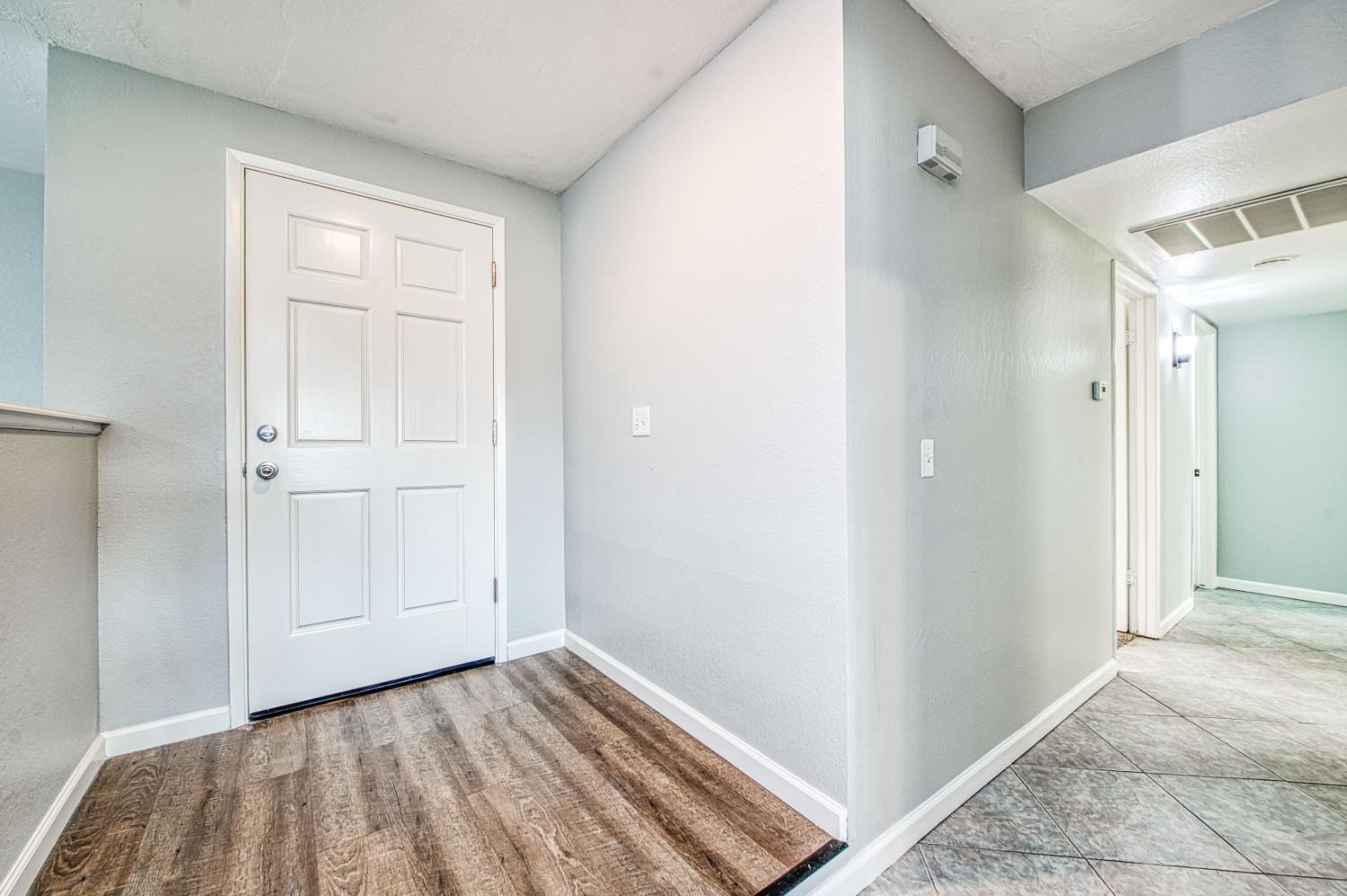 8228 N Calaveras St, Fresno, CA 93711