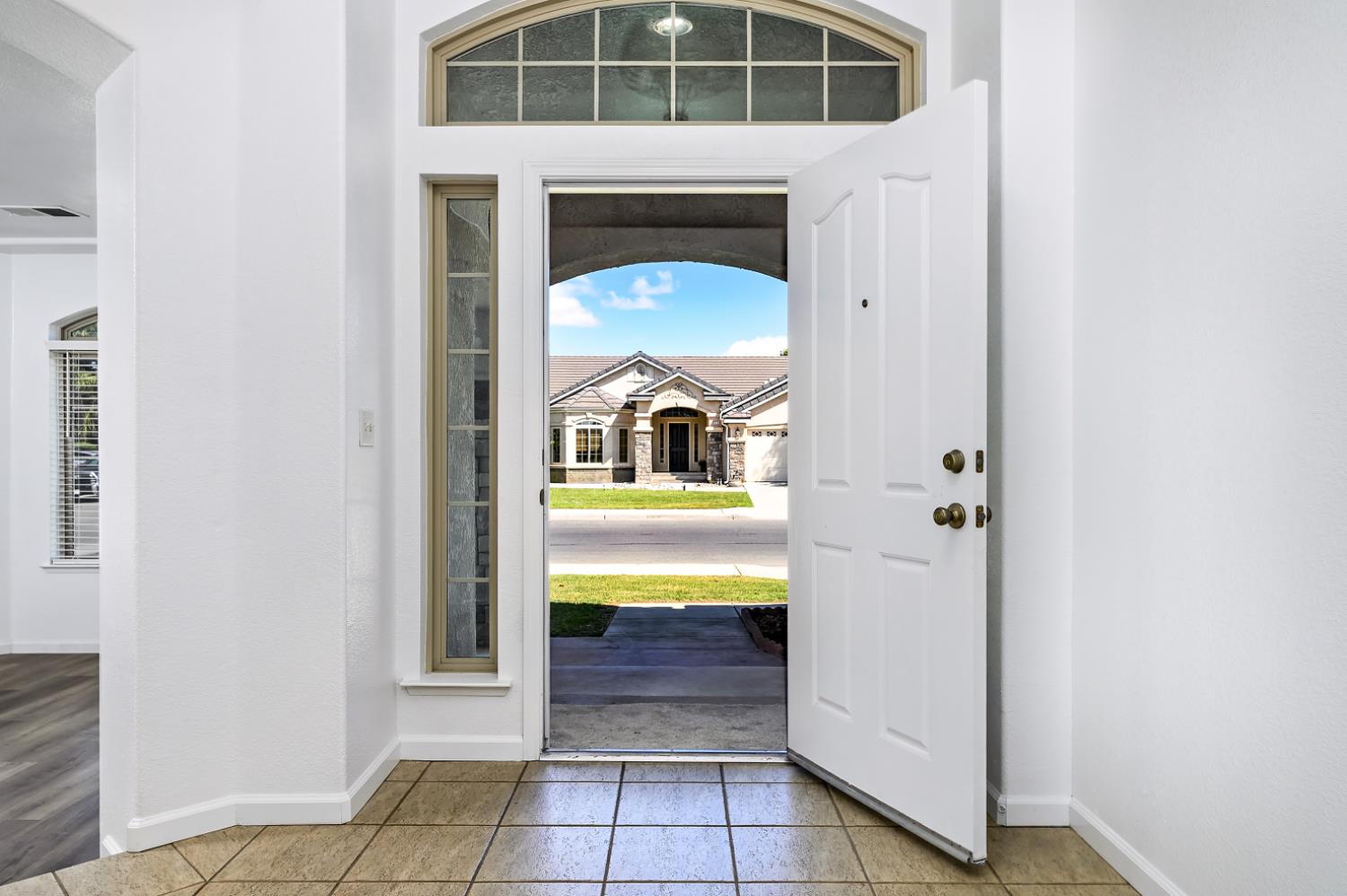 6517 E Amherst Ave, Fresno, CA 93727