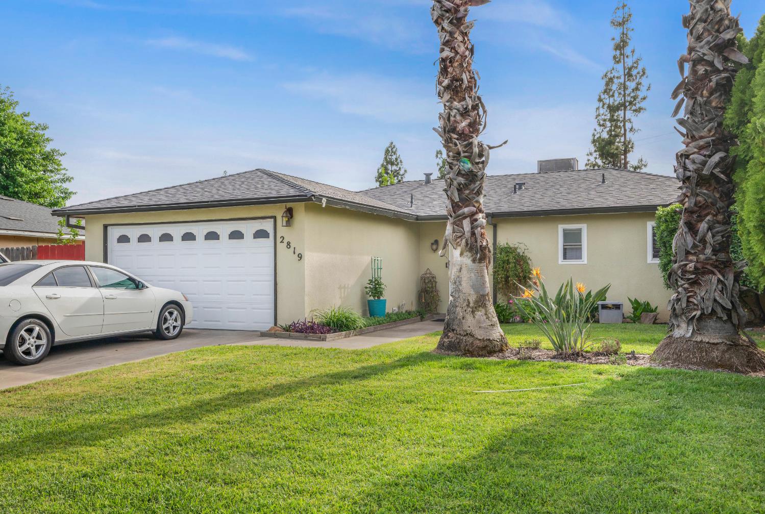 2819 W Indianapolis Ave, Fresno, CA 93705