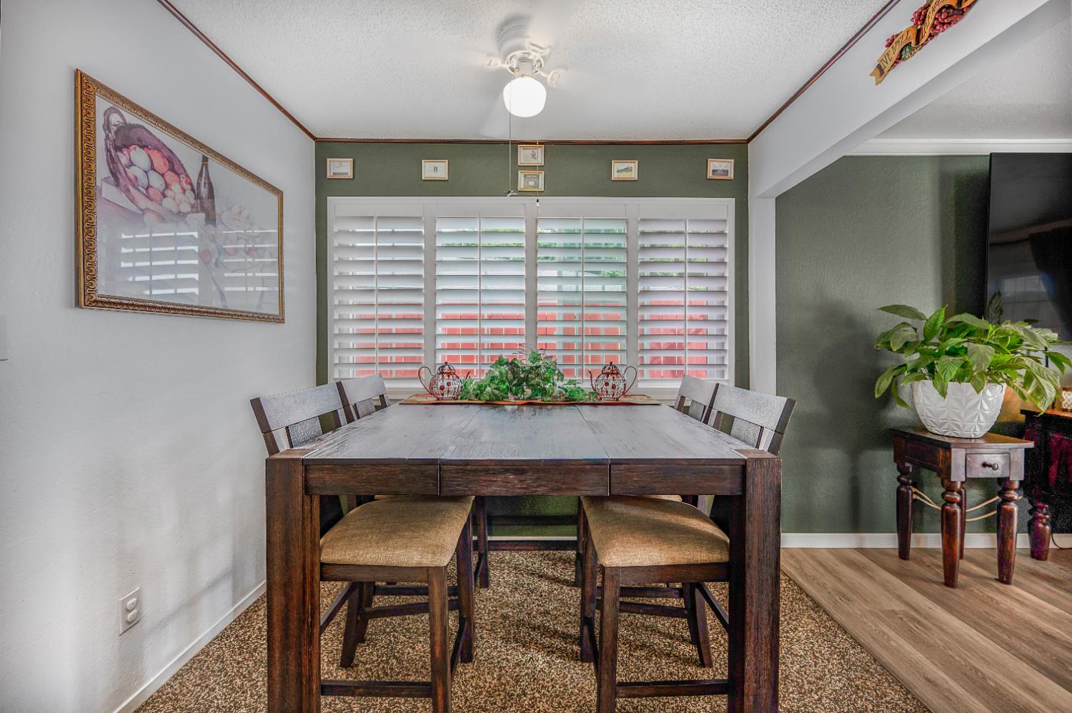 2819 W Indianapolis Ave, Fresno, CA 93705