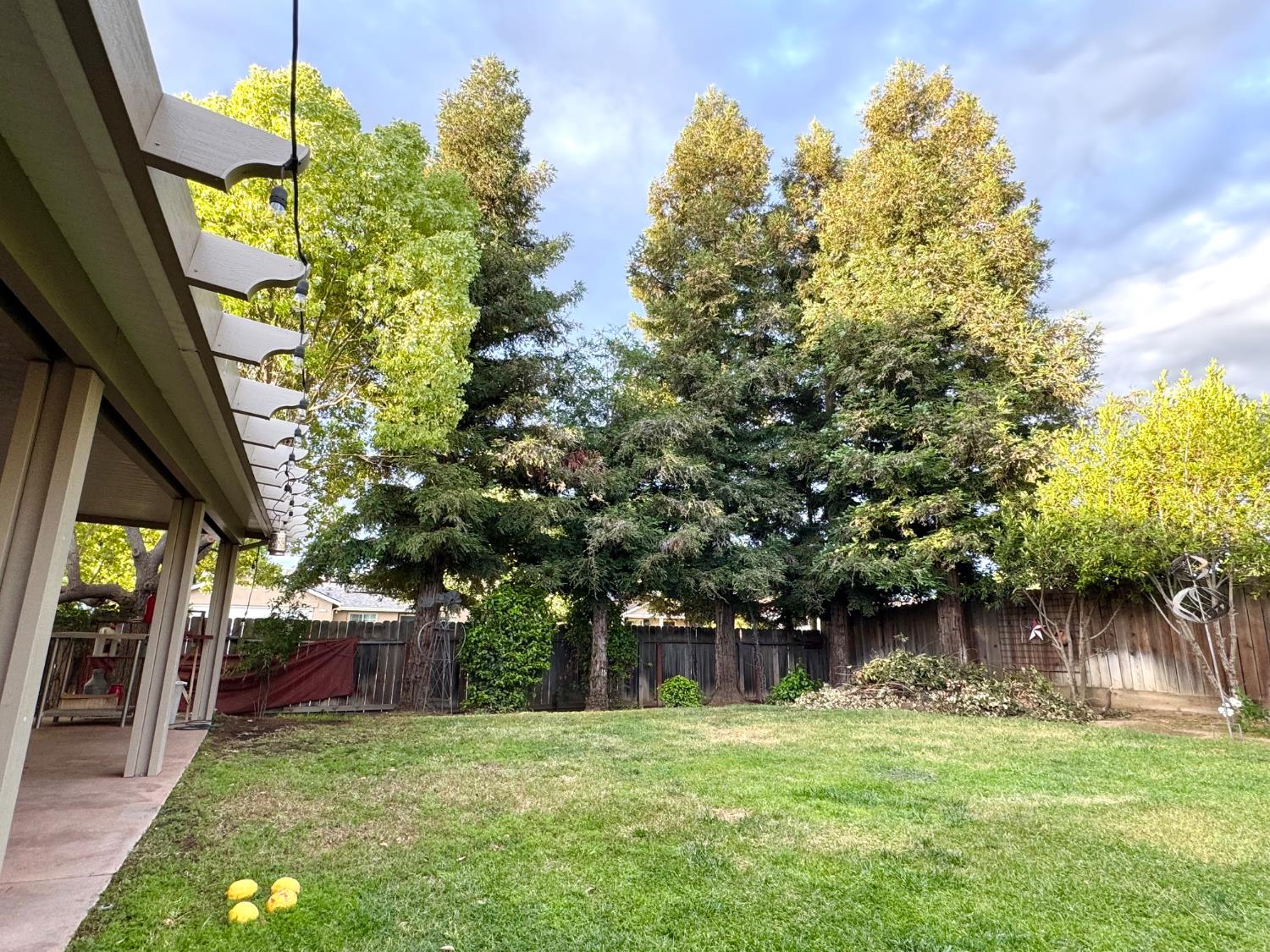 3501 Carson Ave, Clovis, CA 93611