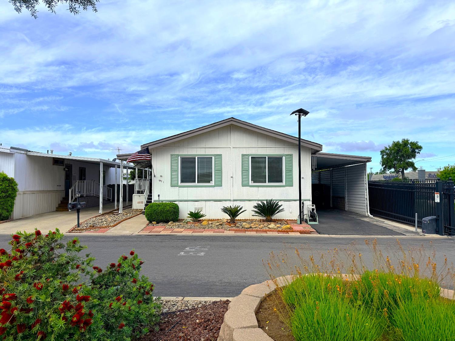 221 W Herndon Ave #SPC 1, Pinedale, CA 93650