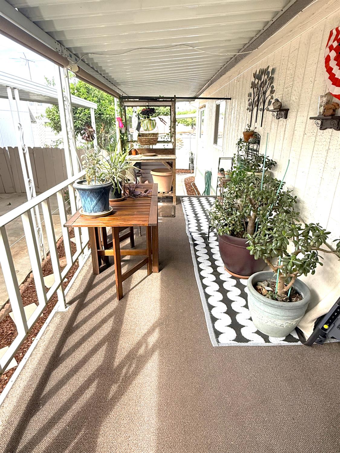 221 W Herndon Ave #SPC 1, Pinedale, CA 93650