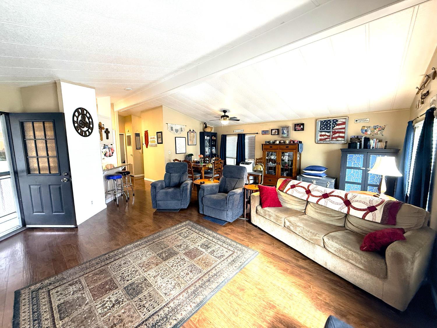 221 W Herndon Ave #SPC 1, Pinedale, CA 93650