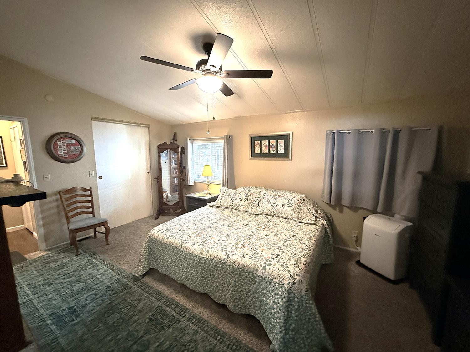 221 W Herndon Ave #SPC 1, Pinedale, CA 93650