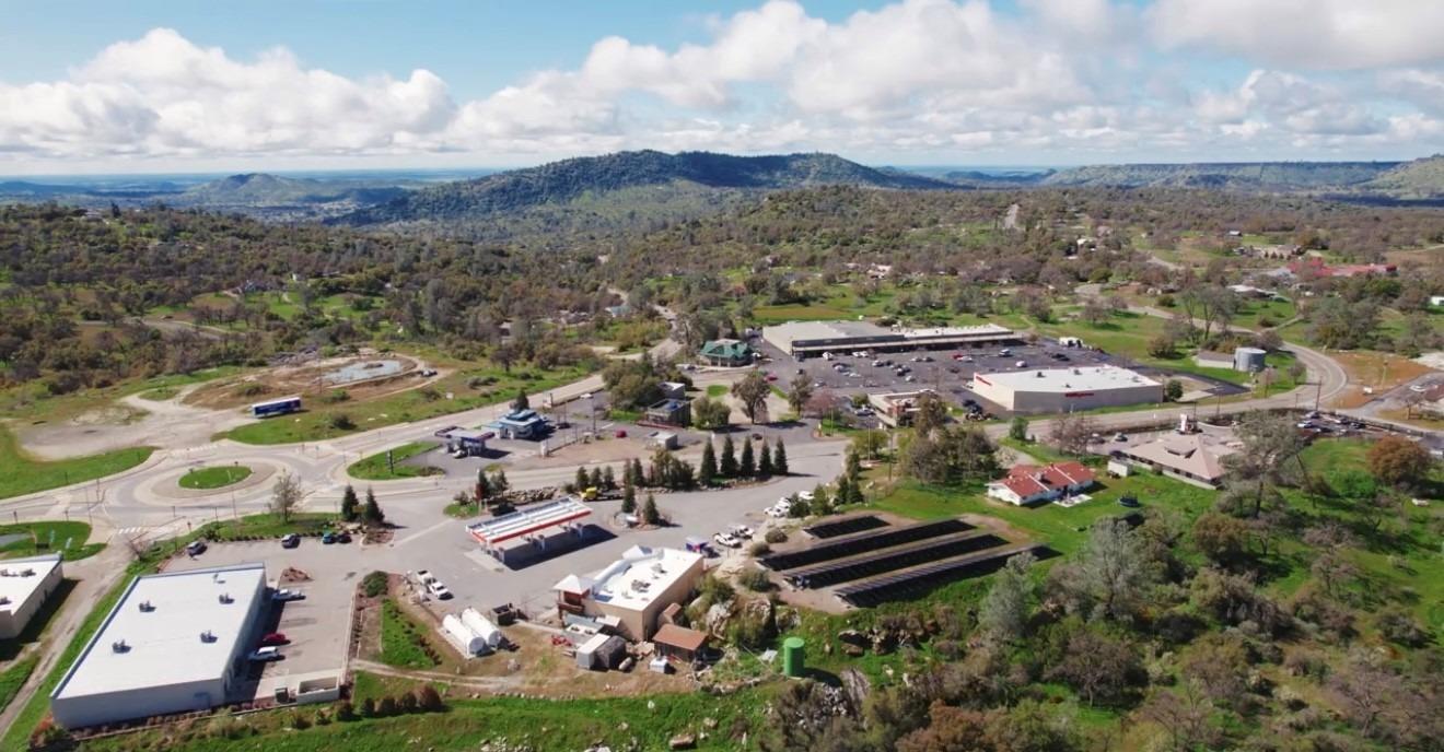 29645 Auberry Rd, Prather, CA 93651