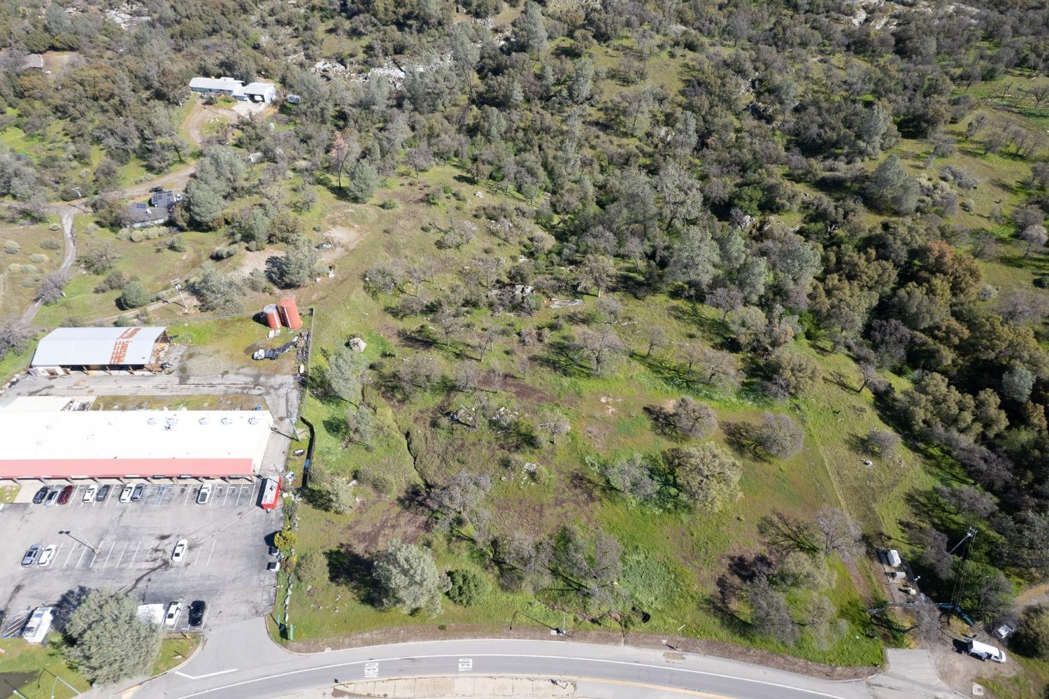 29645 Auberry Rd, Prather, CA 93651