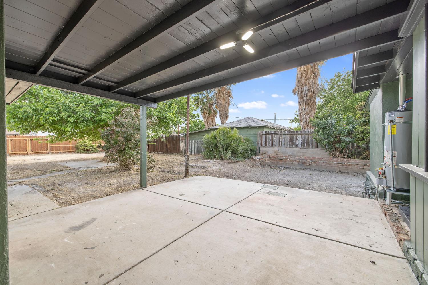 445 W Washington St, Coalinga, CA 93210