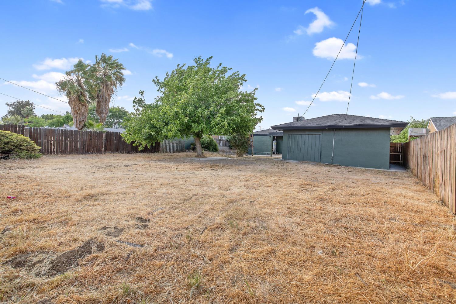 445 W Washington St, Coalinga, CA 93210