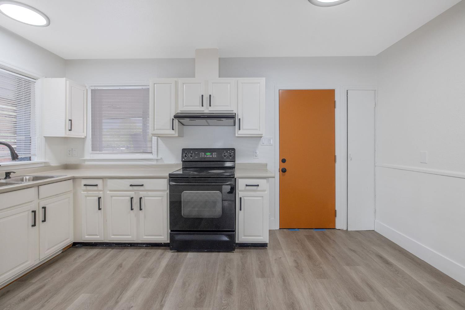 445 W Washington St, Coalinga, CA 93210