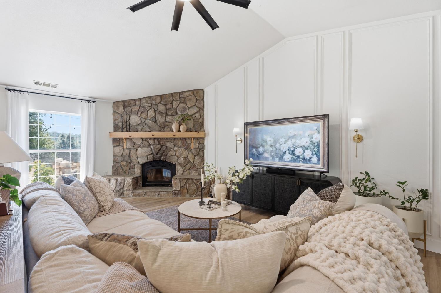 41797 River Knolls Way, Coarsegold, CA 93614