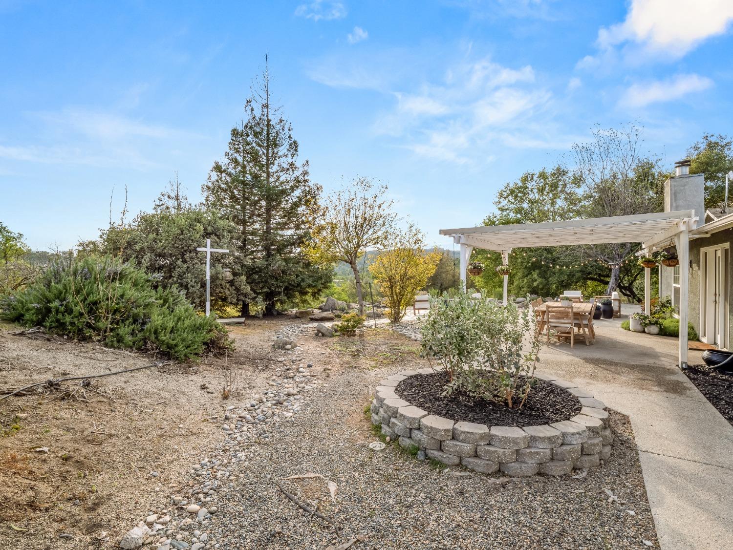 41797 River Knolls Way, Coarsegold, CA 93614