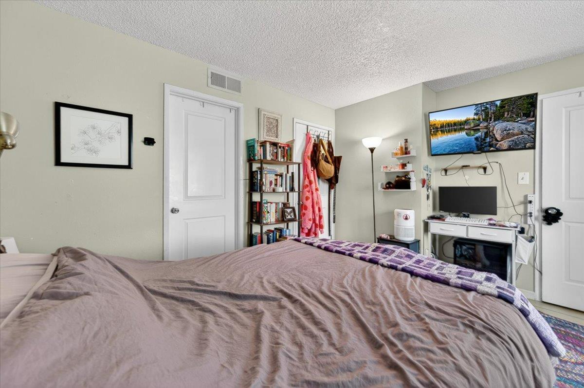 1550 W Ashlan #104, Fresno, CA 93705