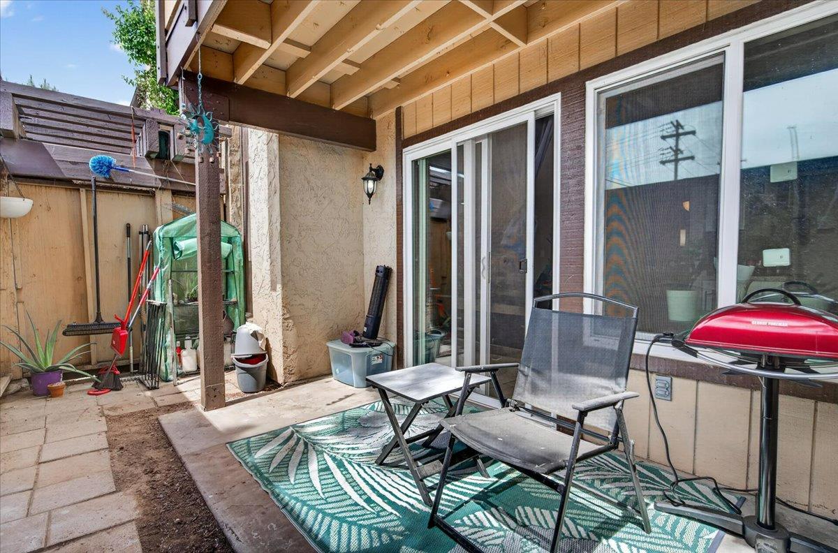 1550 W Ashlan #104, Fresno, CA 93705