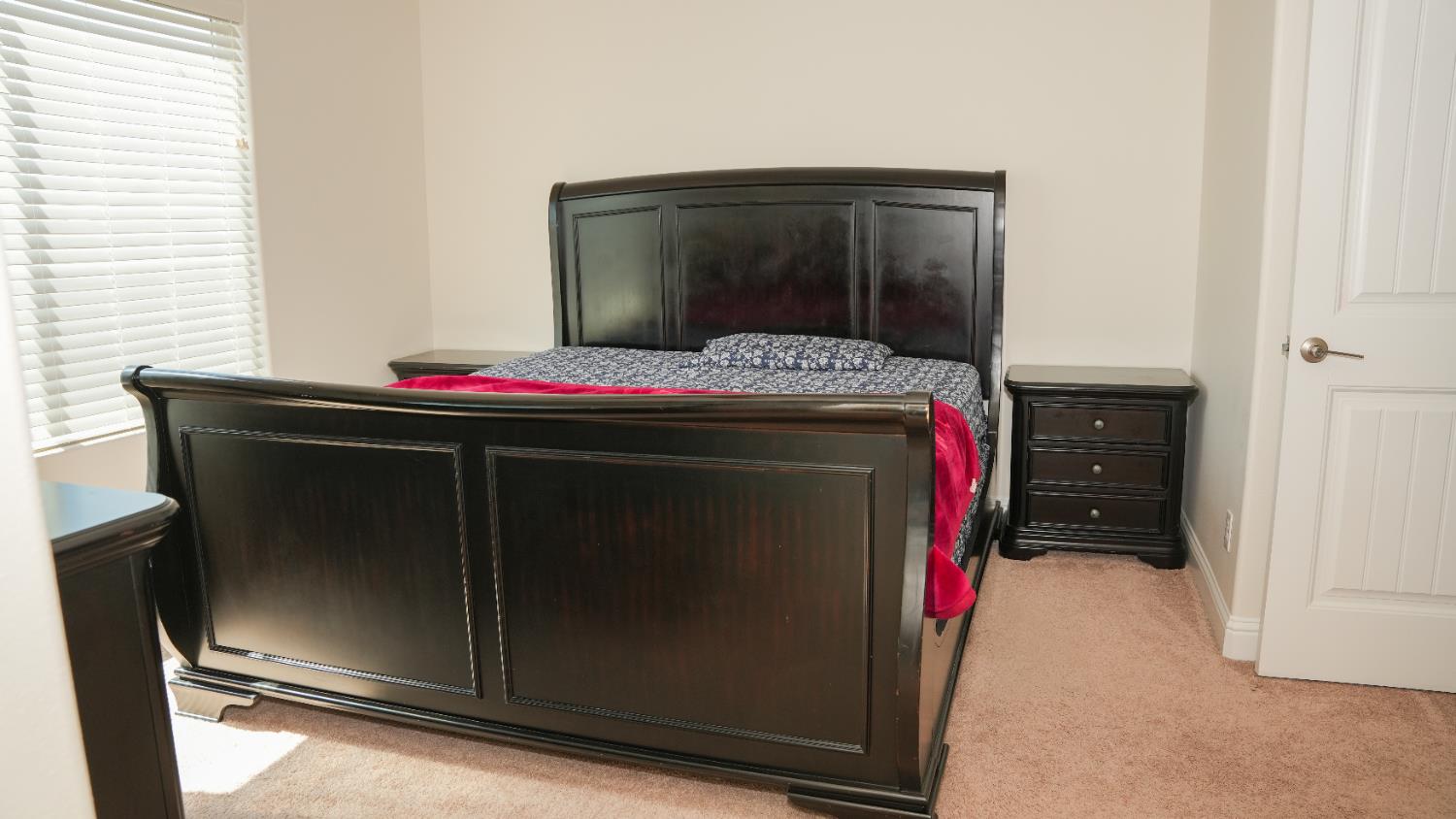 6125 W Donner Ave, Fresno, CA 93723