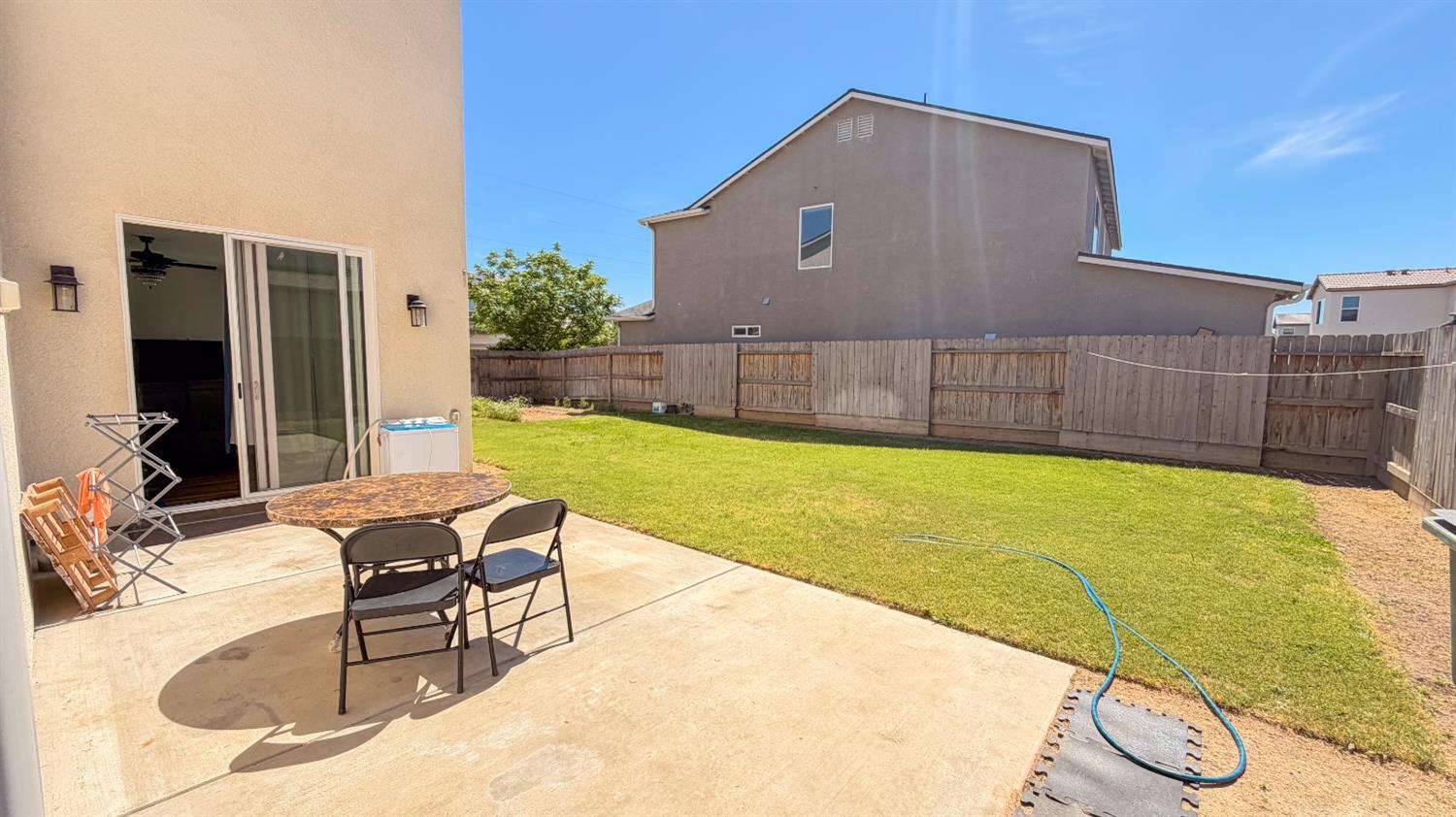 6125 W Donner Ave, Fresno, CA 93723