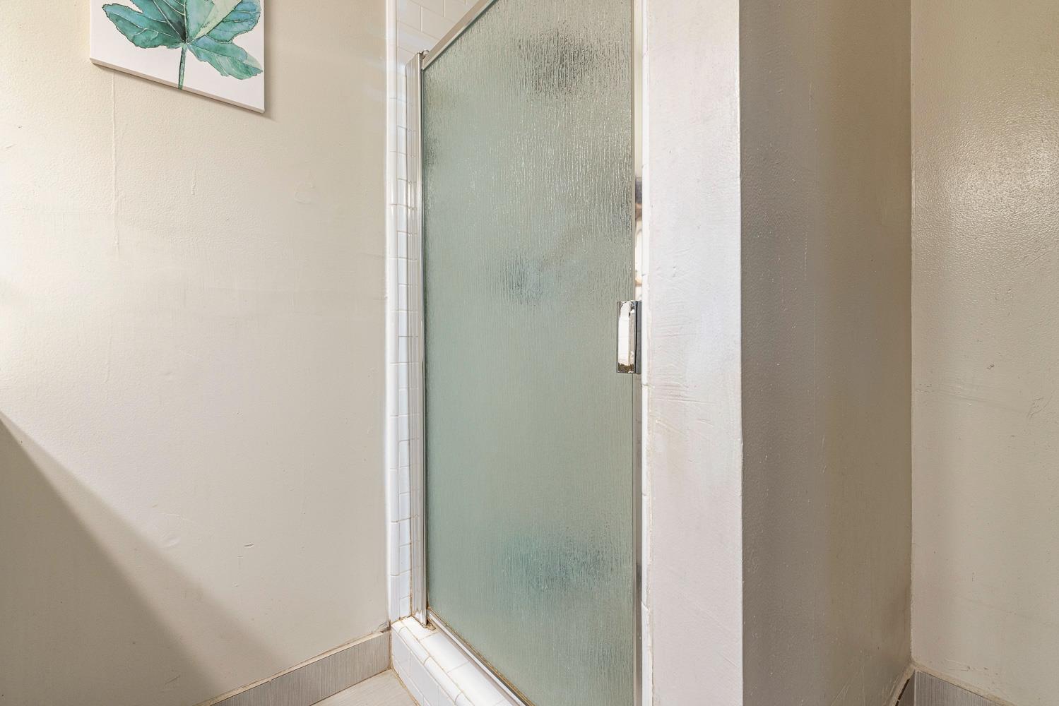 872 E Spruce Ave, Fresno, CA 93720