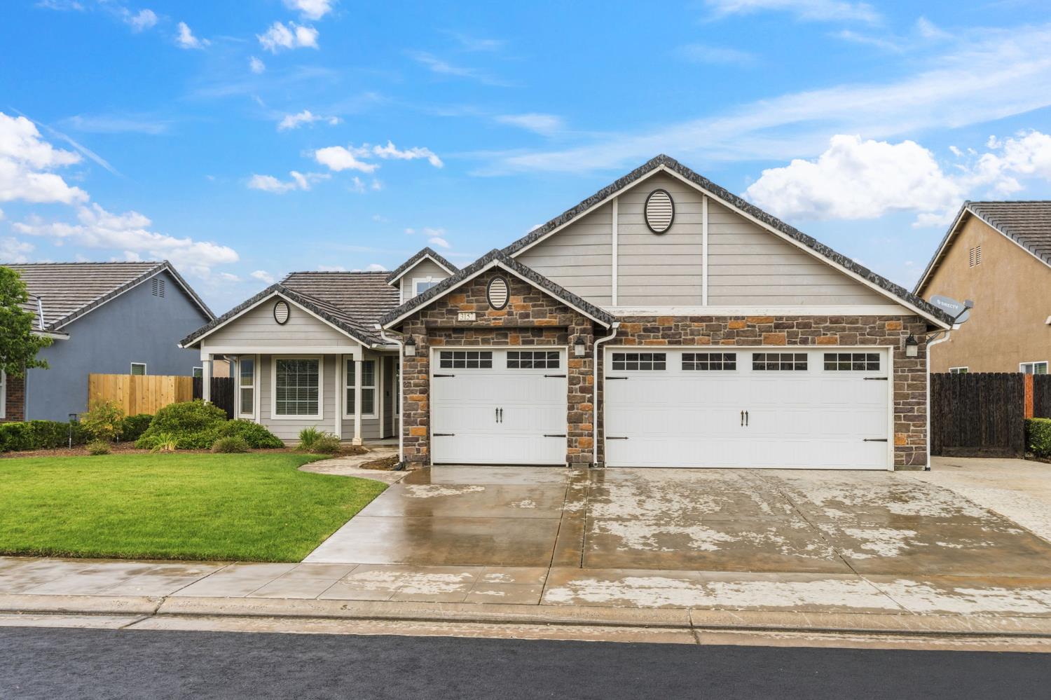 3157 Twain Ave, Clovis, CA 93619