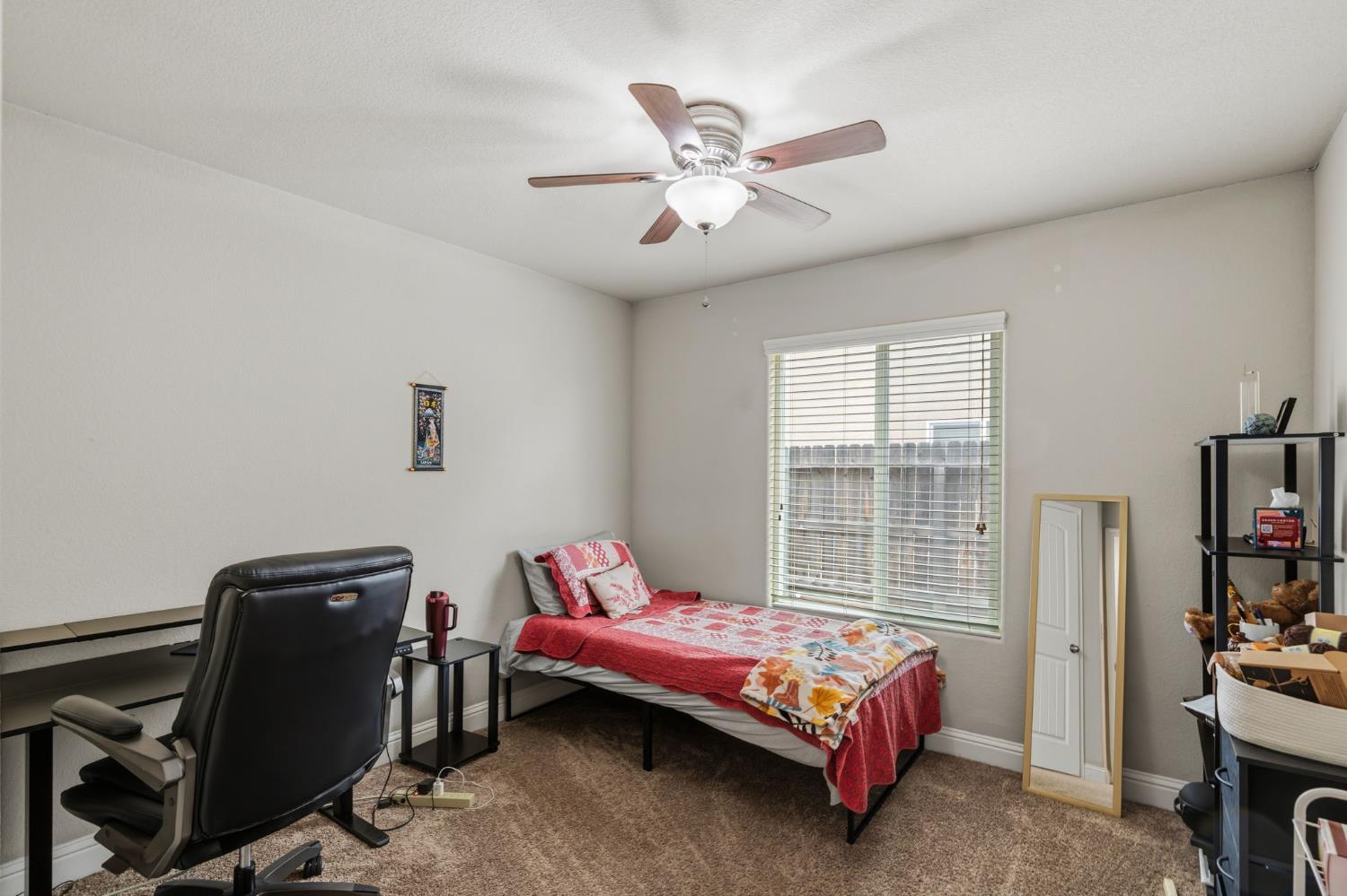 3157 Twain Ave, Clovis, CA 93619