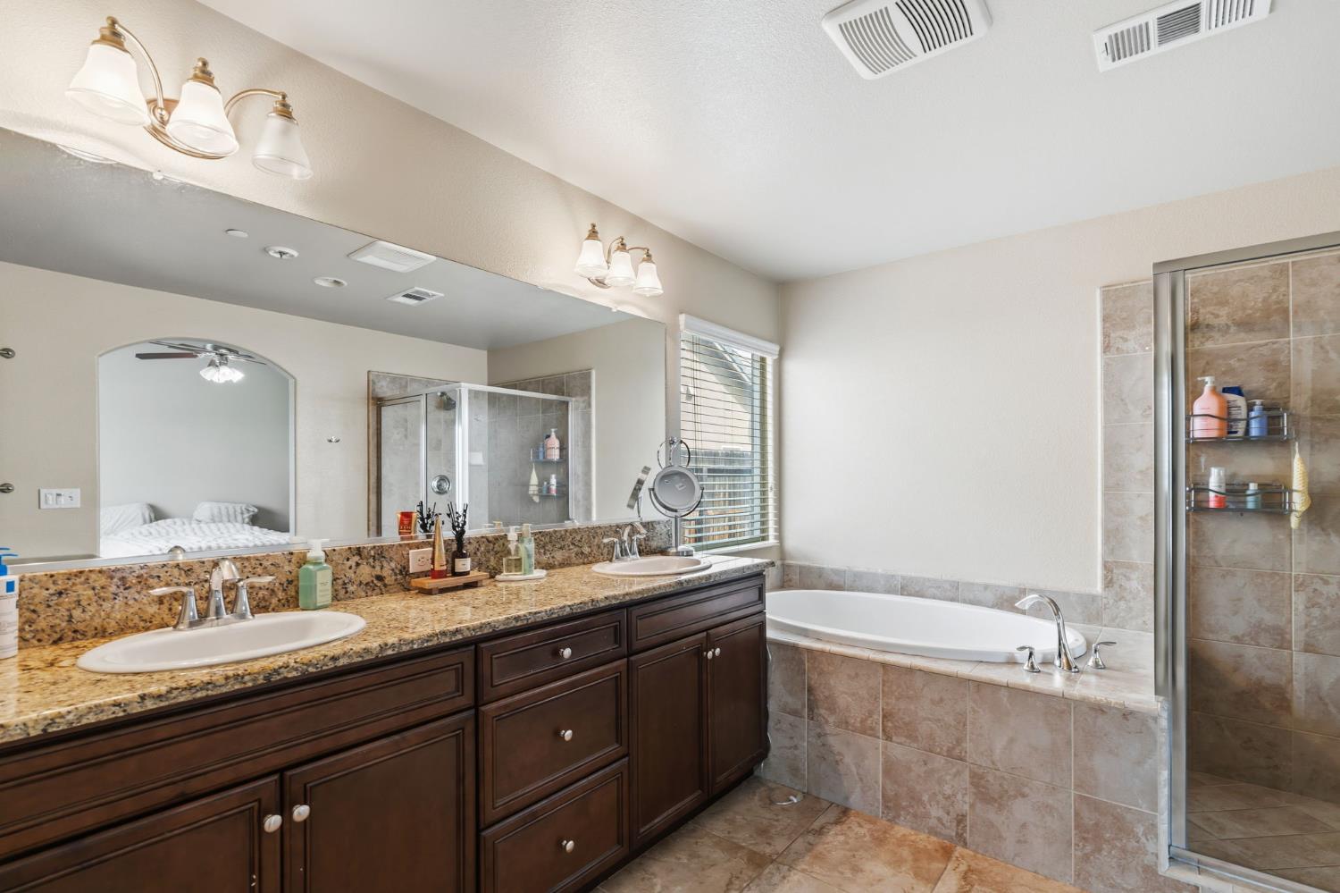 3157 Twain Ave, Clovis, CA 93619