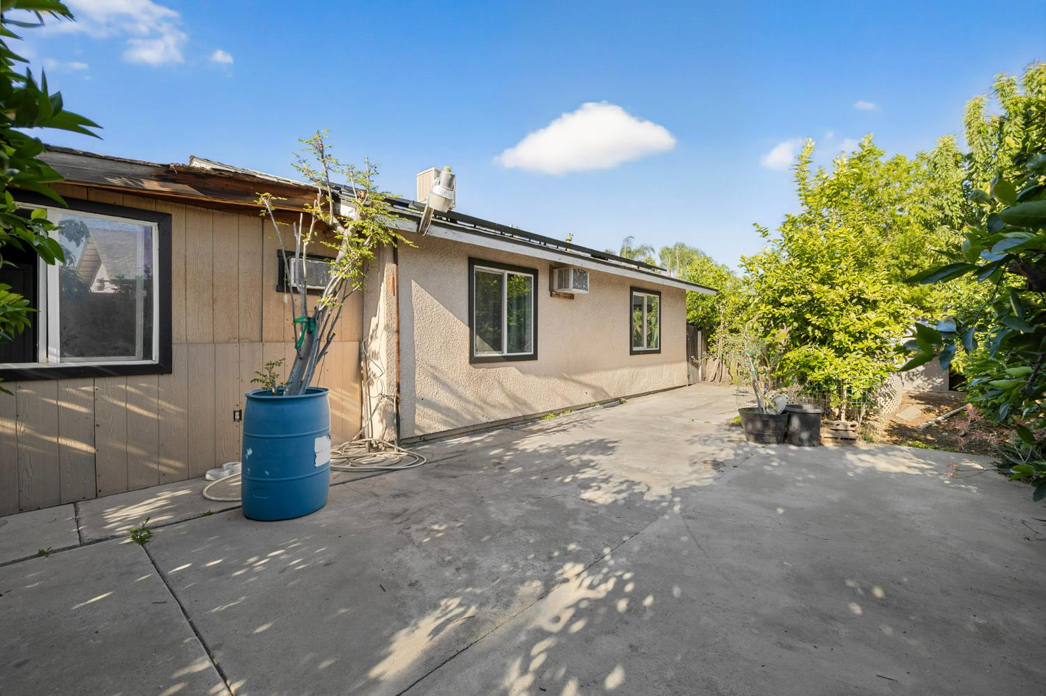 13591 E 5Th St, Parlier, CA 93648