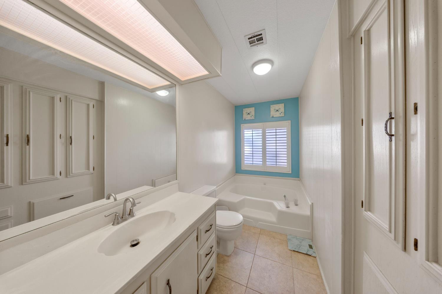 3812 Maui Terrance, Modesto, CA 95355